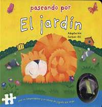 Paseando por el jardín