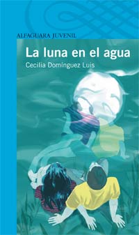 La luna en el agua