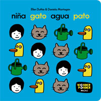 Niña gato agua pato