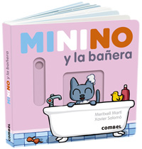 Minino y bañera